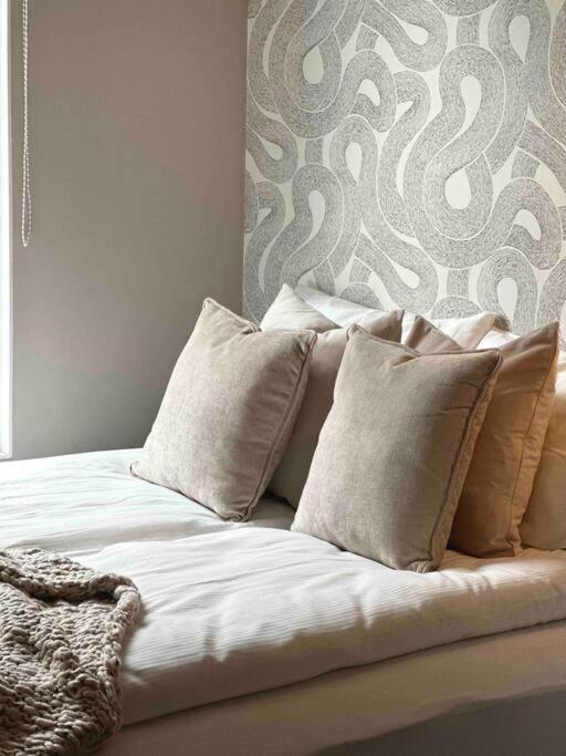 Private Lux 2Br & 2Ba City Center With Free Parking Reykjavík Exterior photo