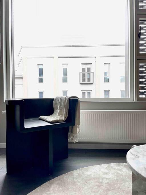 Private Lux 2Br & 2Ba City Center With Free Parking Reykjavík Exterior photo